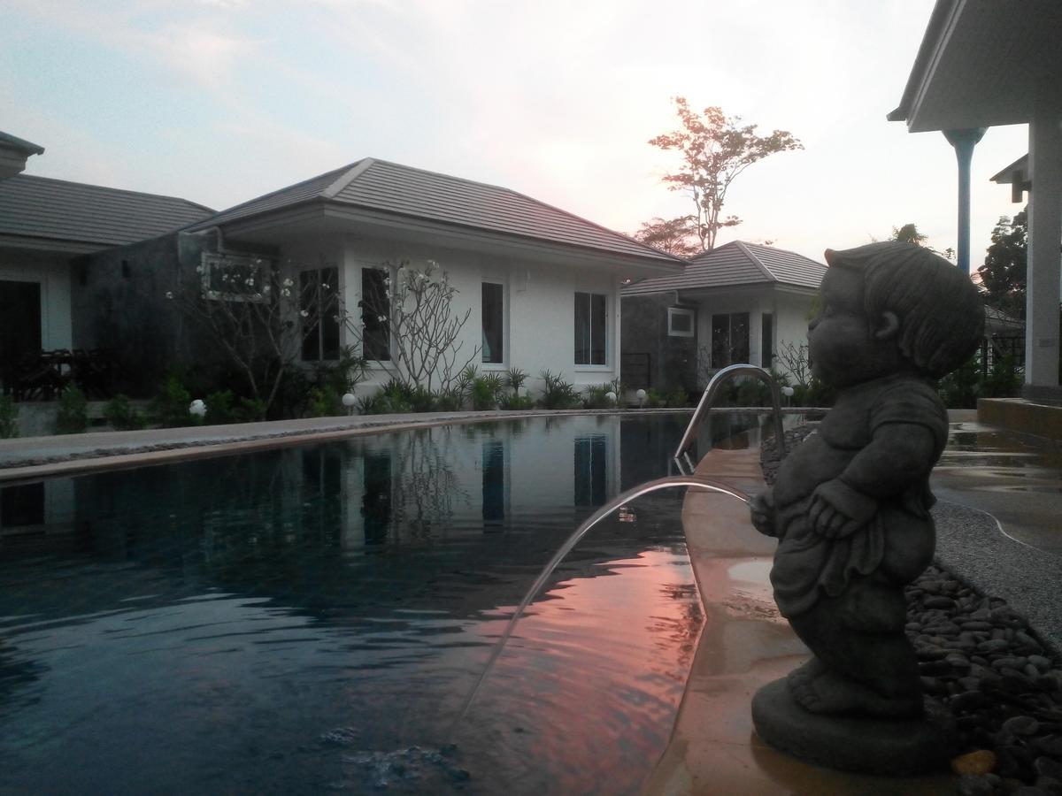 Yokyor Resort Pak Meng Exterior photo