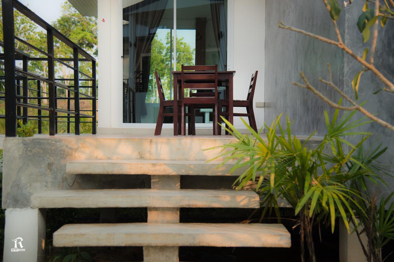 Yokyor Resort Pak Meng Exterior photo