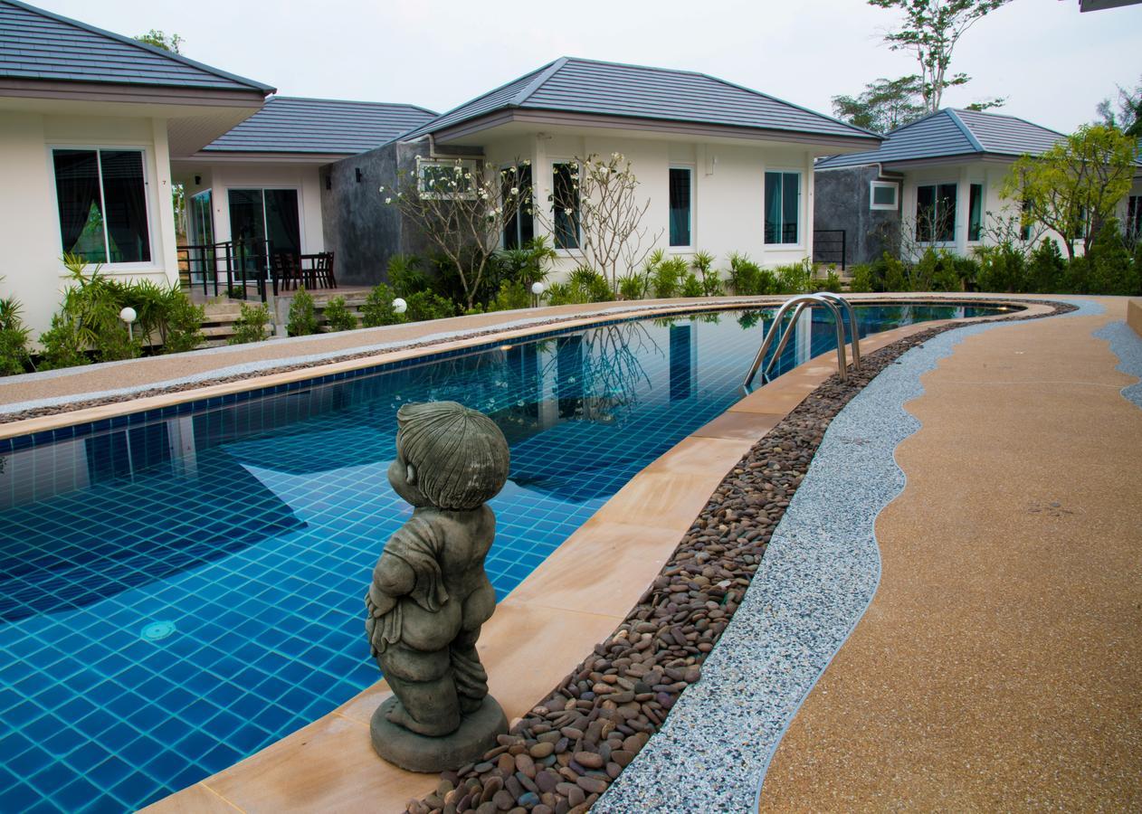 Yokyor Resort Pak Meng Exterior photo